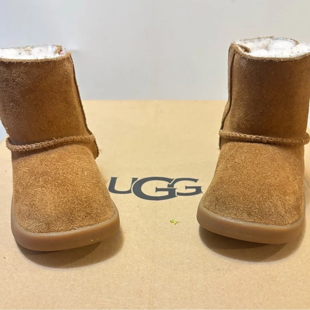 Ugg Keelan II boots for kids